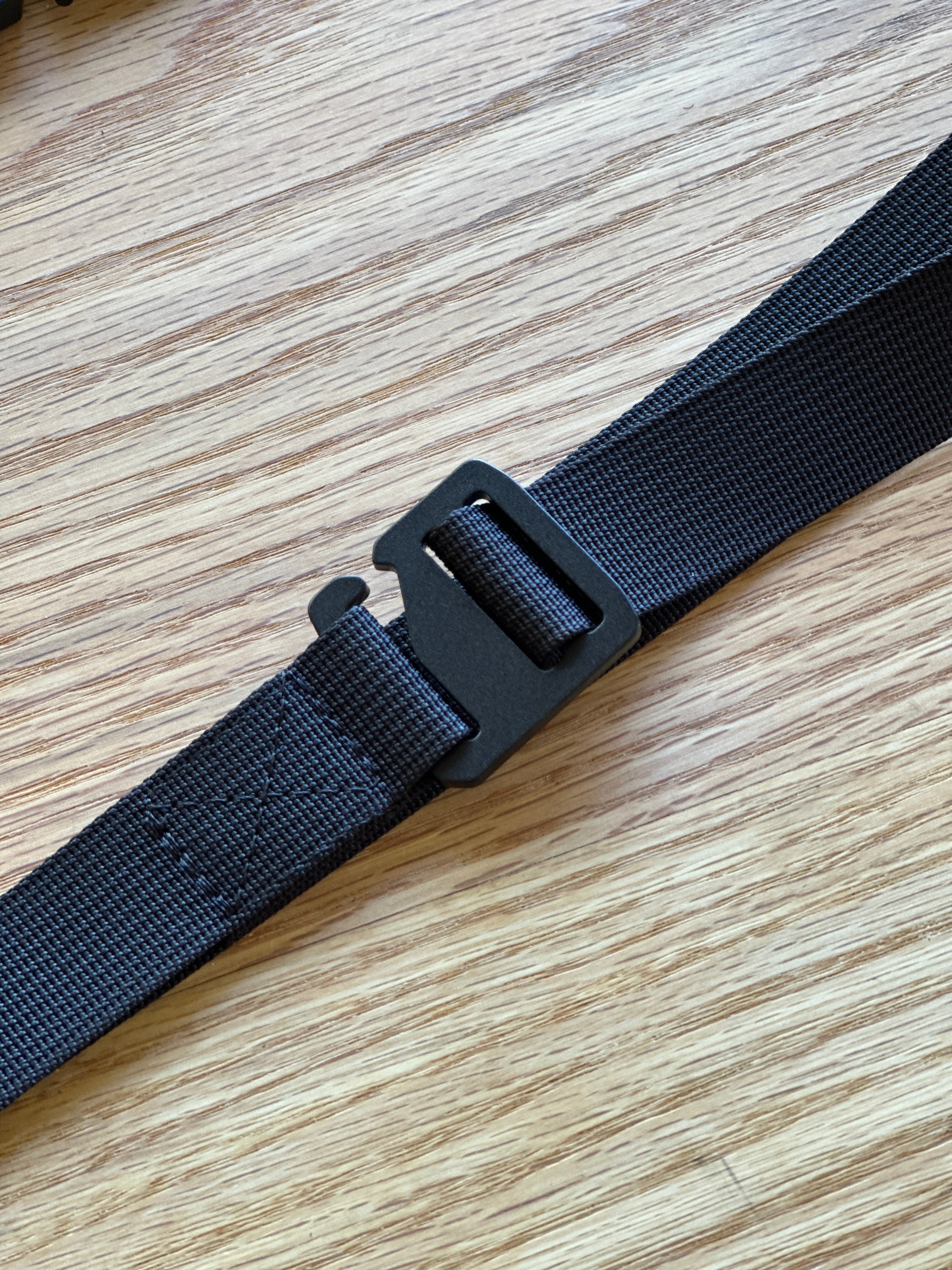 The Simple Belt - Black Edition